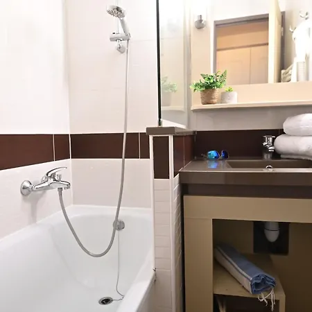 Apartamento L'esquinade - P5 317 By Interhome Saint-Raphaël