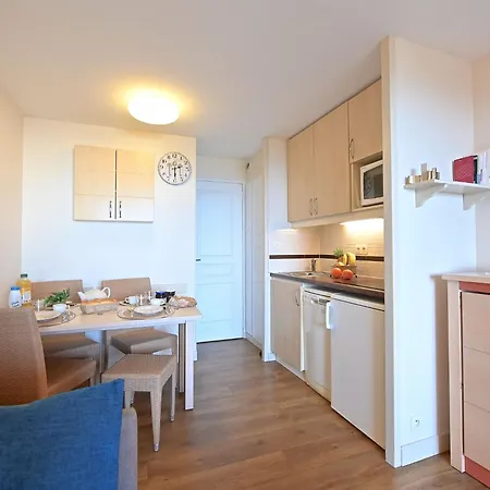 Apartamento L'esquinade - P5 317 By Interhome